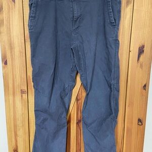 Cabela's Men's Dark Navy Cargo Pants size 40/32 heavy duty 98% cotton